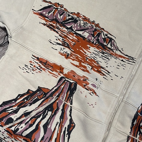 Spirit Jersey NWT unisex large (women size down) Road to nowhere zip up hoodie - Picture 4 of 5